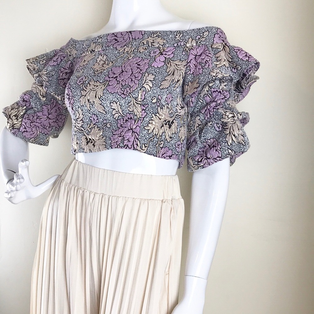 SALE! “Selina” Ruffle Sleeve Crop Top